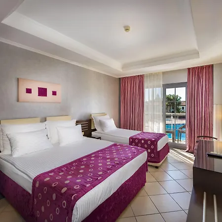 Club Nena Resort