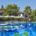 Club Nena Resort 5*