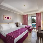 Club Nena Resort