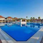 Club Nena 5*