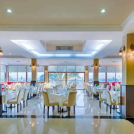 Resort Club Nena 5*