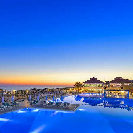 Resort Club Nena 5*
