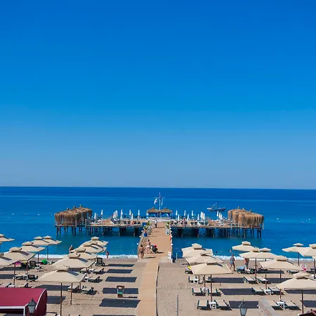 Club Nena Resort 5*