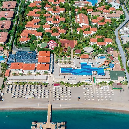 Resort Club Nena 5*