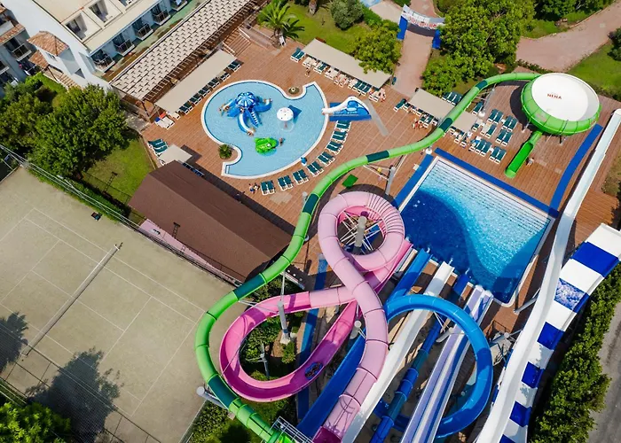 Resort Club Nena 5*