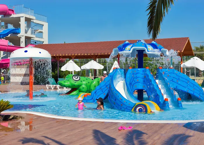Resort Club Nena 5*